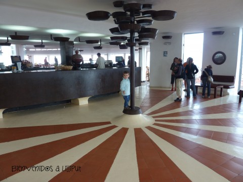 Interior zona cafetería