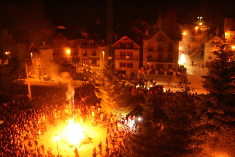 Fuente: Roc Garcia-Elias Cos. Wikipedia