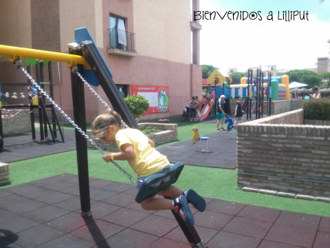 Columpios en el Barceló Punta Umbría
