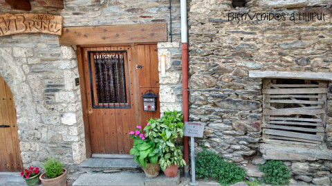 Vila Closa de Escaló
