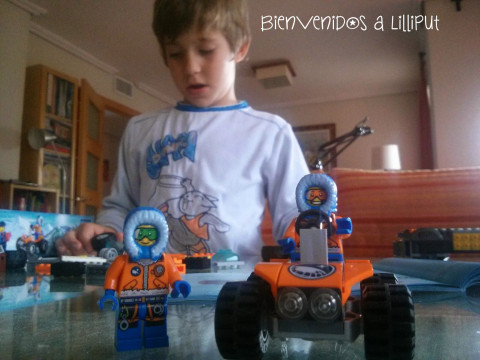 Proceso de Montaje LEGO