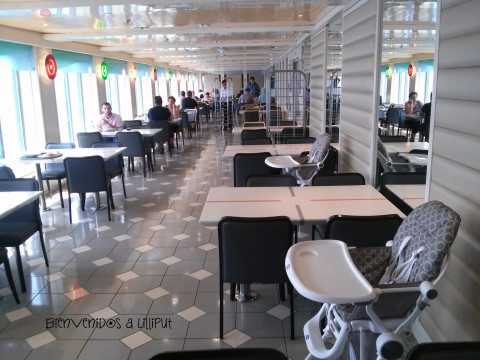 Tronas en ferry
