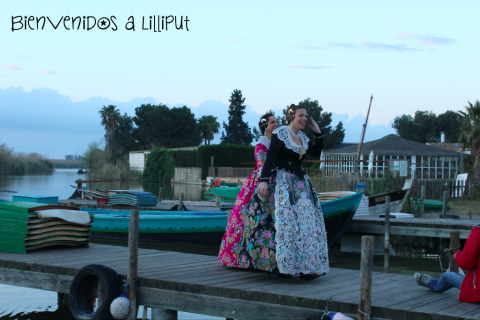 Falleras en La Albufera