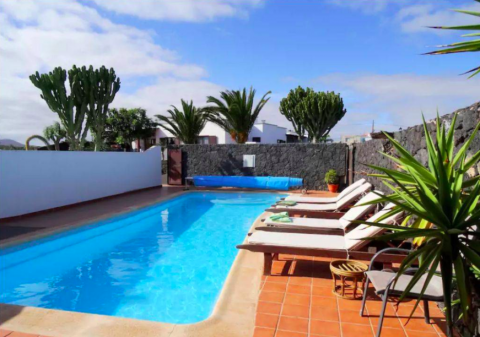 HometoGo. LAs Palmas